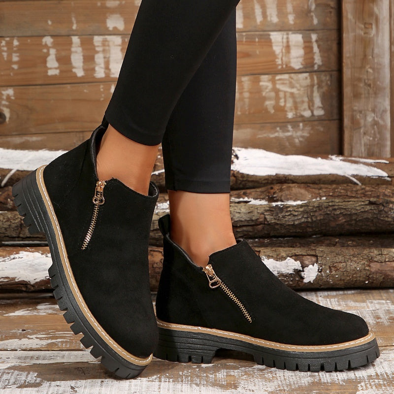 Calvora - Sophisticated Boots For City Commutes — view 5 of 10