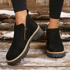Calvora - Sophisticated Boots For City Commutes — view 8 of 10