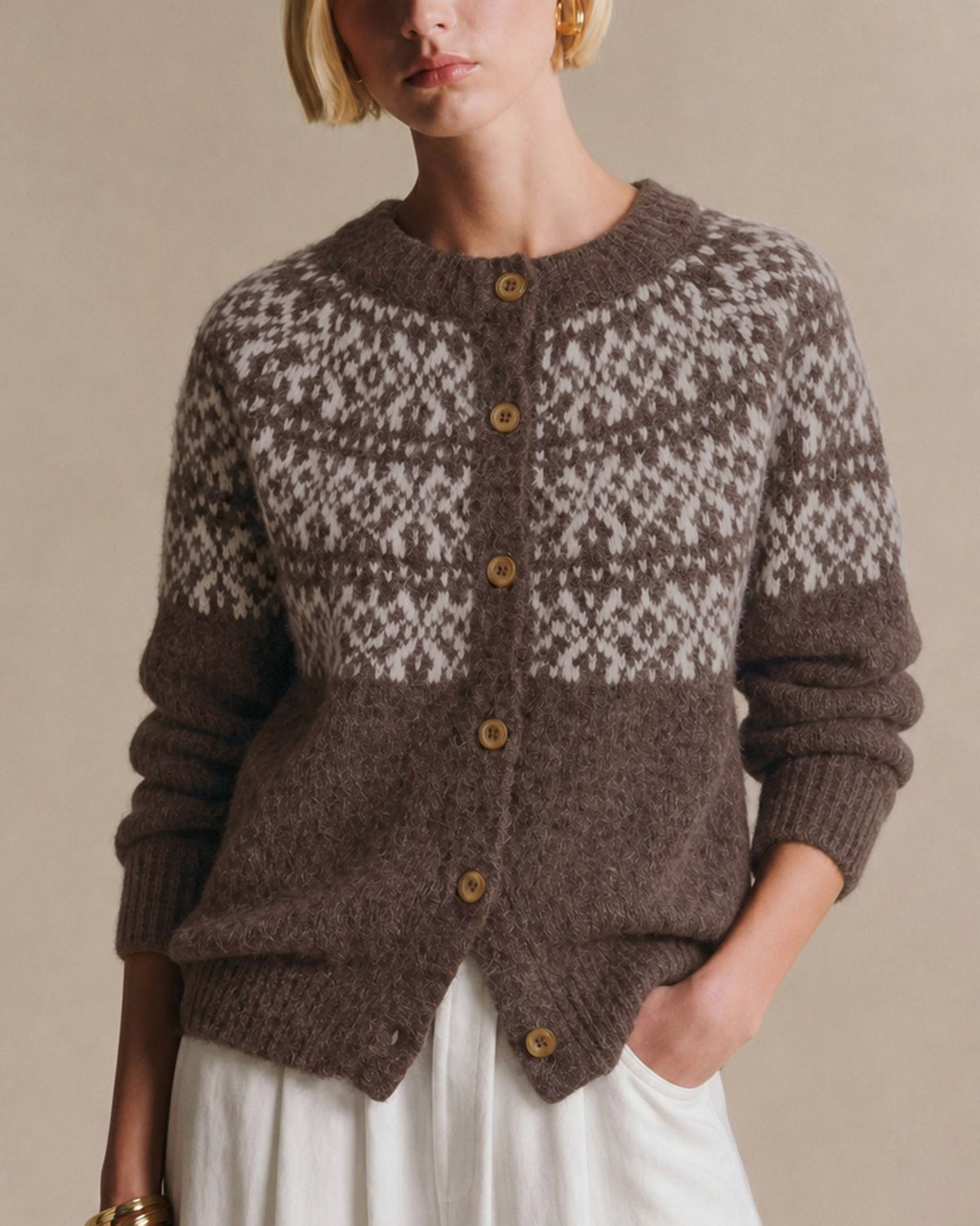 Vellonna - Geometric Button Knit Cardigan Autumn Layering — view 3 of 7